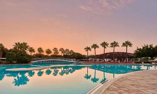 هتل باروت لارا آنتالیا هتل باروت لارا آنتالیا